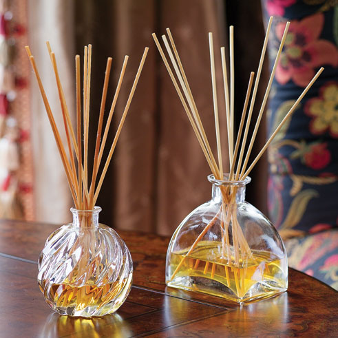 fragrancelamps_1.jpg